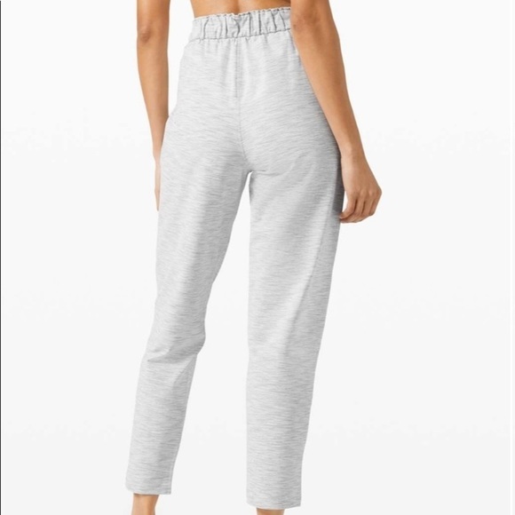 Sz2 Lululemon Keep Moving Pant HiRise in Wee are fr space nimbus battleship VGUC - Picture 3 of 11